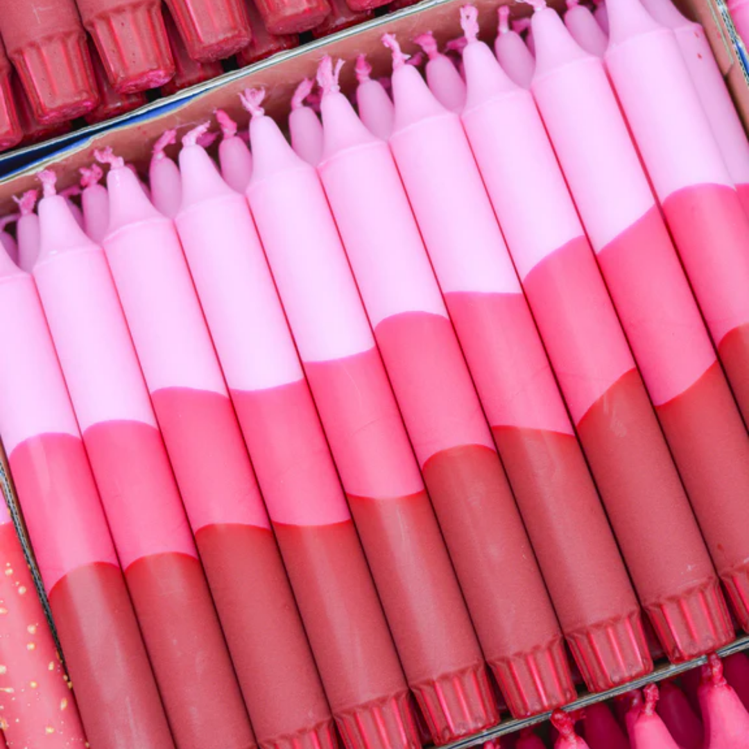 Hondgjørd Stearinljós – Pink, Fuchsia & Reytt